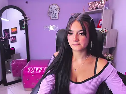 Charlotte Rosy online show from October 30, 8:28 pm