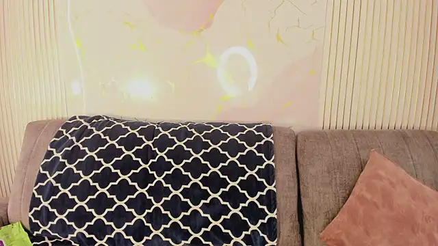 NhoanBrunette online show from March 31, 2:08 pm