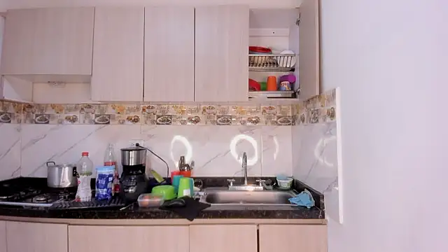 NhoanBrunette online show from March 6, 1:39 pm