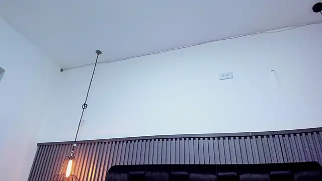 NhoanBrunette online show from November 6, 1:59 pm