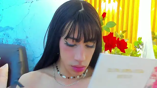 Nayla Monroee online show from November 21, 7:57 pm