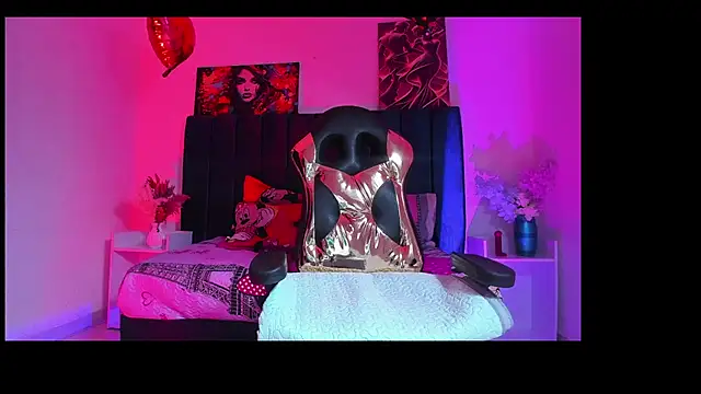 Snapshot of Stefany_wish chatting on November 17, 8:13 pm Stefany wish online show from November 17, 8:13 pm