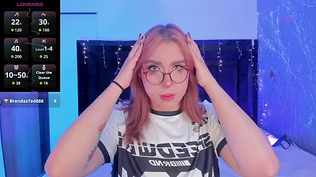 JanneBlossom  online show from December 21, 11:27 pm