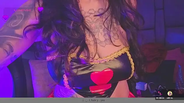 ghostwomaan online show from October 30, 12:25 pm