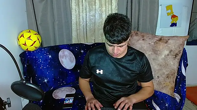 the boy king016 online show from October 30, 8:12 am