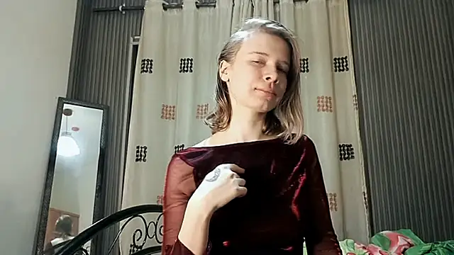 Snapshot of MargaretFairy chatting on October 26, 5:57 pm MargaretFairy online show from October 26, 5:57 pm