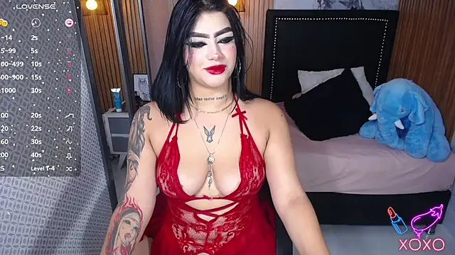 ZALLYWESTER online show from November 6, 8:35 pm