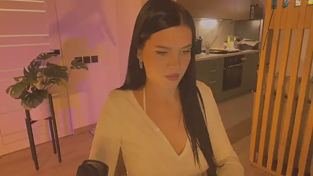 Snapshot of Angelsweetshy chatting on October 27, 1:34 pm Angelsweetshy online show from October 27, 1:34 pm