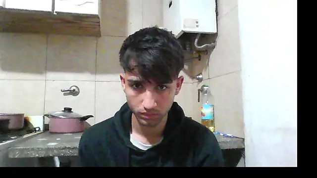 Snapshot of A_BigD chatting on November 13, 6:39 am A BigD online show from November 13, 6:39 am