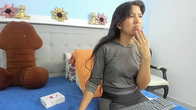 tammy sex25 online show from May 31, 11:38 am