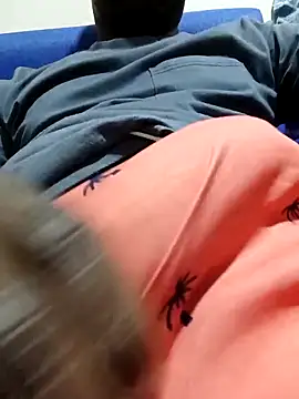 shoodly99 online show from March 3, 2:07 am