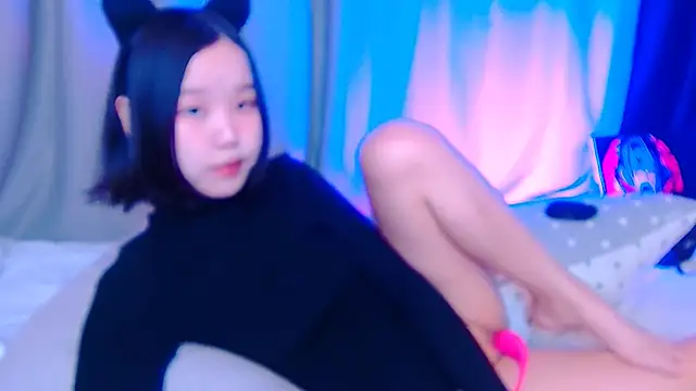 Snapshot of dreamSuaa chatting on November 8, 2:26 am dreamSuaa online show from November 8, 2:26 am