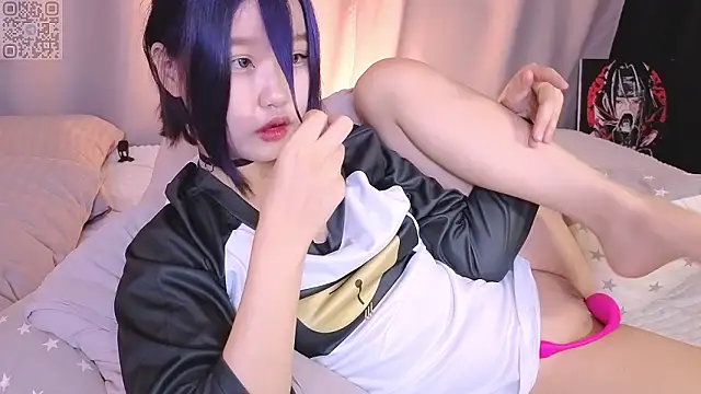 dreamSuaa online show from March 17, 11:35 am
