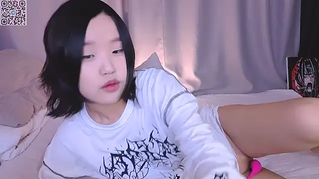 Snapshot of dreamSuaa chatting on May 31, 5:13 am dreamSuaa online show from May 31, 5:13 am