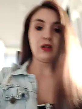 Snapshot of Alyah_1-2 chatting on December 5, 2:59 pm Alyah 1-2 online show from December 5, 2:59 pm