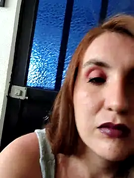 Snapshot of Alyah_1-2 chatting on November 18, 5:16 pm Alyah 1-2 online show from November 18, 5:16 pm