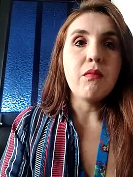 Snapshot of Alyah_1-2 chatting on December 2, 3:14 pm Alyah 1-2 online show from December 2, 3:14 pm