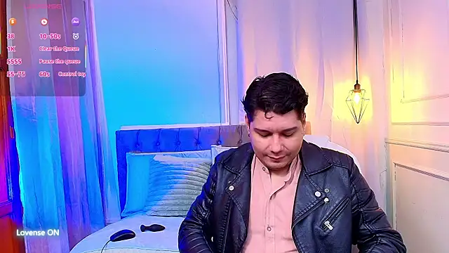 Snapshot of MasonHeat chatting on November 9, 2:26 am MasonHeat online show from November 9, 2:26 am