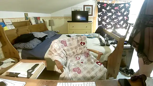 Sissypat53 online show from April 13, 8:29 am