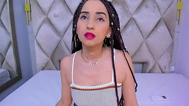 violett rabbit  online show from February 24, 8:21 pm