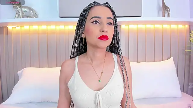 violett rabbit  online show from November 11, 8:47 pm