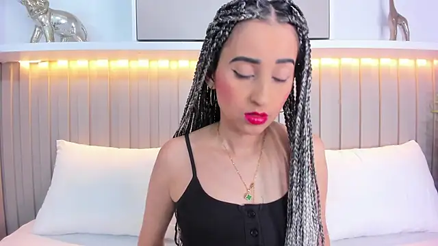 violett rabbit  online show from November 13, 7:51 pm