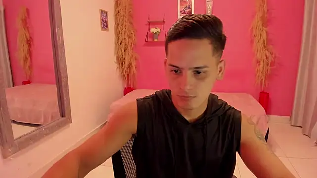 elmasmas01 online show from November 29, 11:05 pm