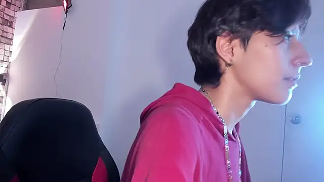 Ghost  Girl  online show from December 2, 1:50 am