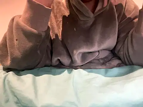 Lenouveau- online show from January 5, 6:11 pm