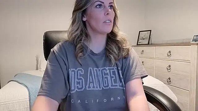 Koralynn 777 online show from March 2, 4:24 am