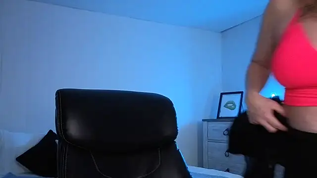 Koralynn 777 online show from April 8, 2:46 am