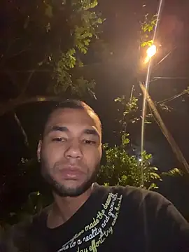 Snapshot of Hot2gether69 chatting on November 8, 4:05 am Hot2gether69 online show from November 8, 4:05 am