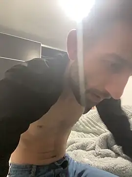 Dondeloquieras4 online show from February 26, 11:49 pm