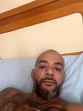 latino2211 online show from October 28, 12:26 pm