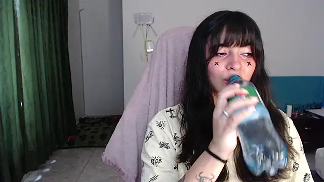 Snapshot of Annagoth_ chatting on August 6, 10:38 pm Annagoth online show from August 6, 10:38 pm
