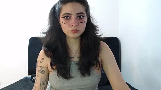 Snapshot of Annagoth_ chatting on June 9, 1:50 am Annagoth online show from June 9, 1:50 am
