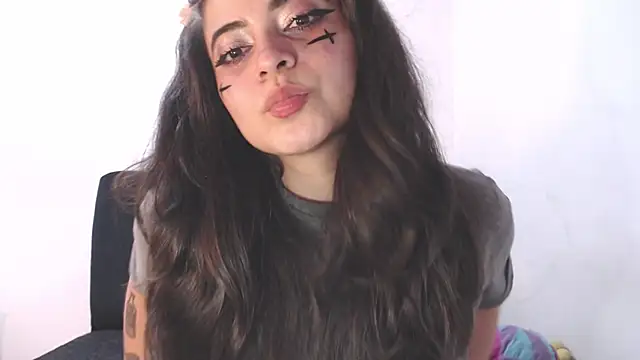 Snapshot of Annagoth_ chatting on July 2, 2:12 am Annagoth online show from July 2, 2:12 am