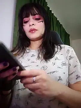 Annagoth  online show from November 21, 5:28 am