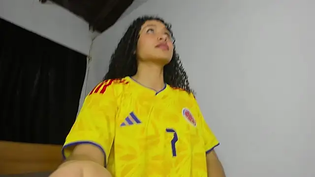 Keniia rizz online show from November 15, 10:36 pm