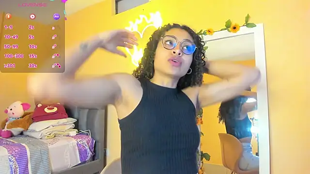 Snapshot of Keniia_rizz chatting on June 9, 5:58 pm Keniia rizz online show from June 9, 5:58 pm