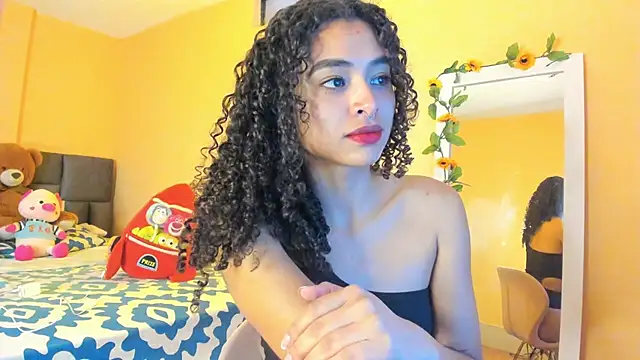 Snapshot of Keniia_rizz chatting on May 8, 6:56 pm Keniia rizz online show from May 8, 6:56 pm
