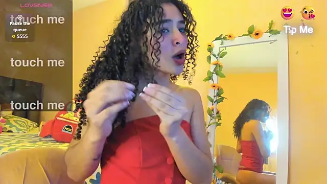 Snapshot of Keniia_rizz chatting on May 12, 5:30 pm Keniia rizz online show from May 12, 5:30 pm
