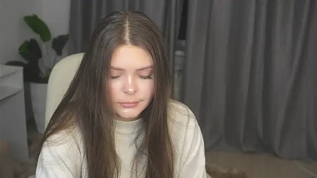 Snapshot of AdelinaIbraham chatting on October 28, 3:44 pm AdelinaIbraham online show from October 28, 3:44 pm