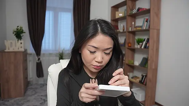 OnieClose online show from December 21, 7:43 am