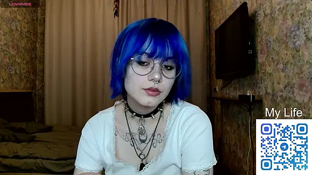 KellePourier online show from March 18, 6:31 pm