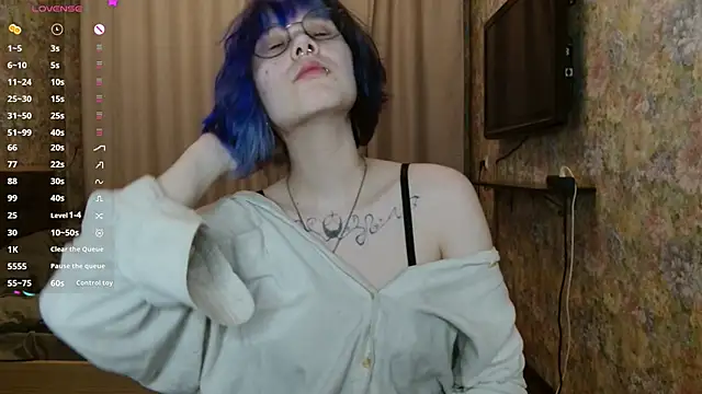 KellePourier online show from February 27, 6:52 pm