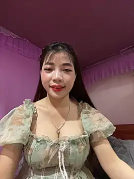 Zlienr023 online show from November 4, 1:37 pm