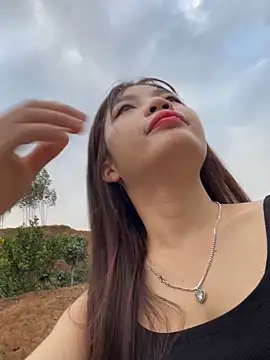 Zlienr023 online show from December 1, 9:21 am