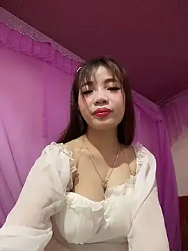 Zlienr023 online show from October 29, 2:43 am