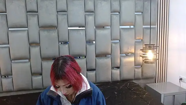 Snapshot of Memi_xxx chatting on November 17, 3:43 am Memi xxx online show from November 17, 3:43 am